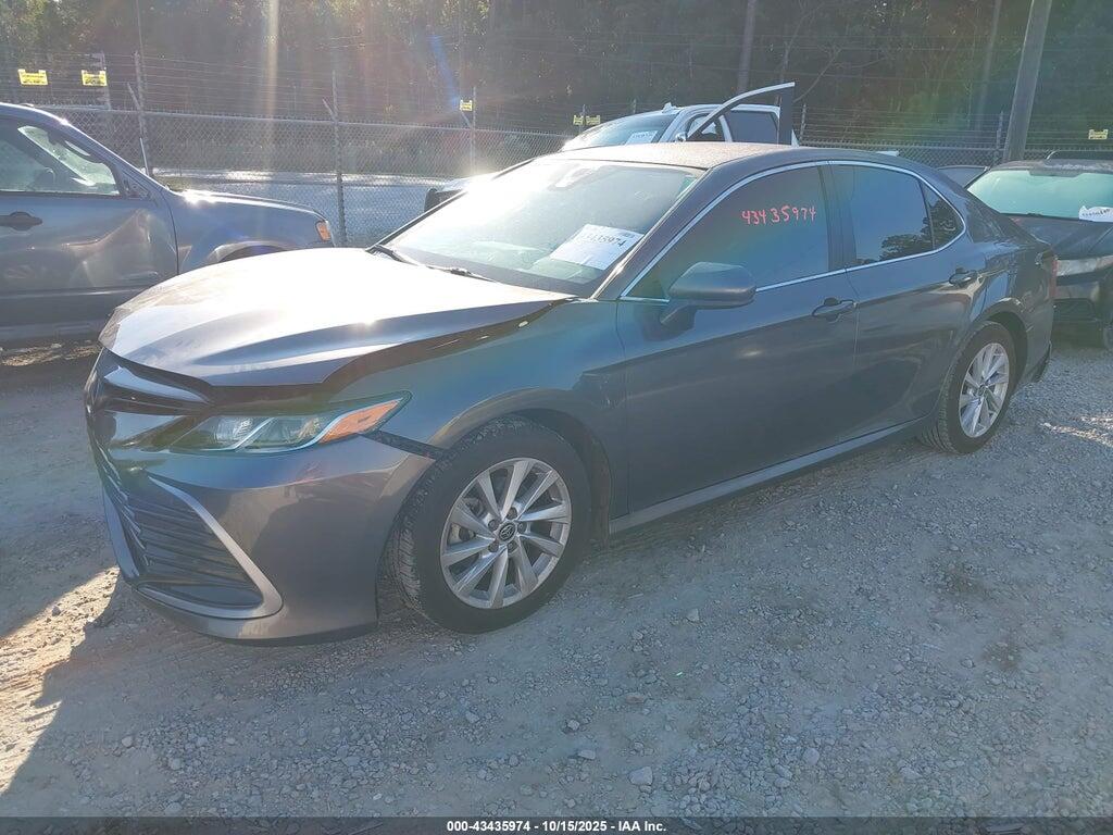 4T1C11AK8NU066274 2022 TOYOTA CAMRY photo no. 2