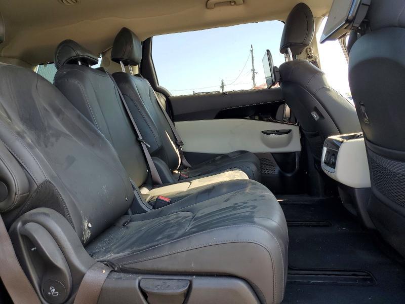 2022 KIA CARNIVAL SX PRESTIGE — Фото 11 из 13