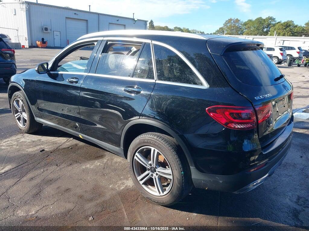 W1N0G8EB7NV343783 2022 MERCEDES-BENZ GLC 300 photo no. 3