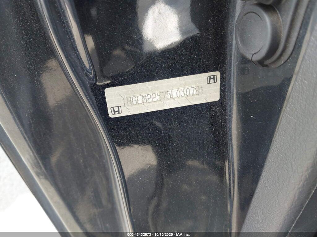 1HGEM22575L030781 2005 HONDA CIVIC photo no. 9