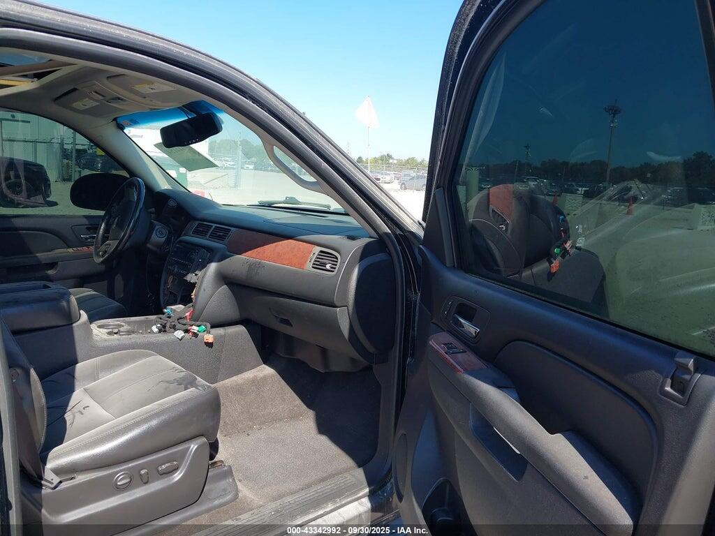 1GNSKBE03CR227777 2012 CHEVROLET TAHOE photo no. 5
