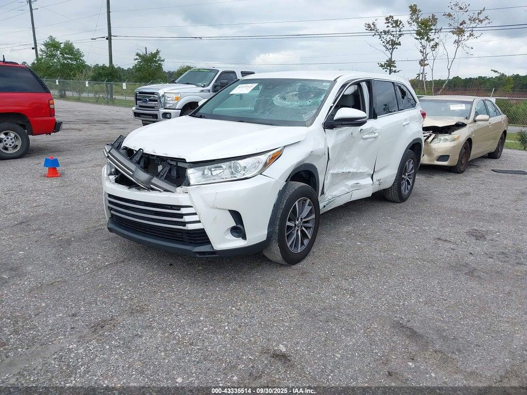 5TDZARFH1JS035215 2018 TOYOTA HIGHLANDER photo no. 2