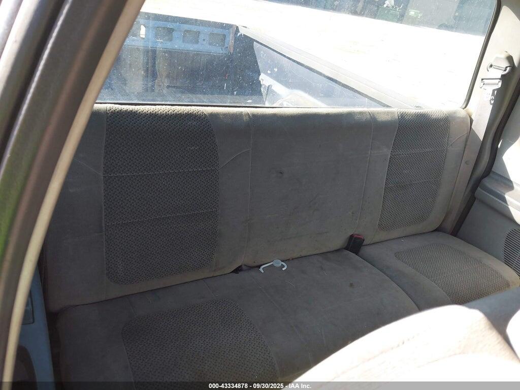 1FTNX21LX1ED02003 2001 FORD F-250 photo no. 8