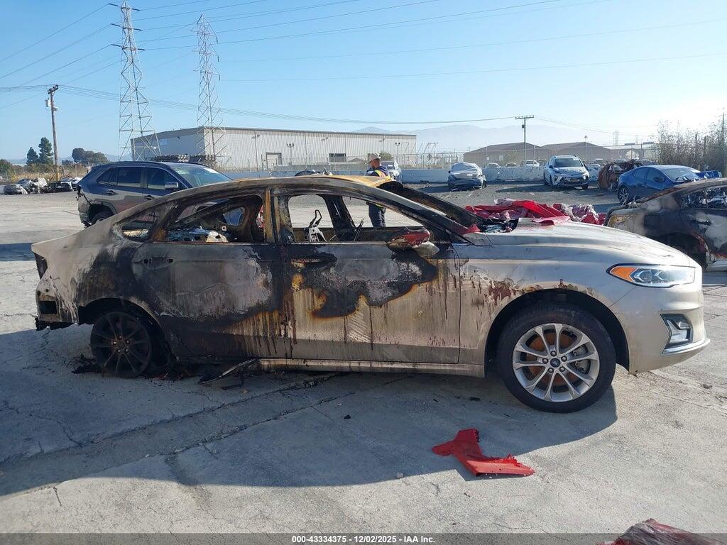 3FA6P0SU1KR216096 2019 FORD FUSION ENERGI photo no. 12