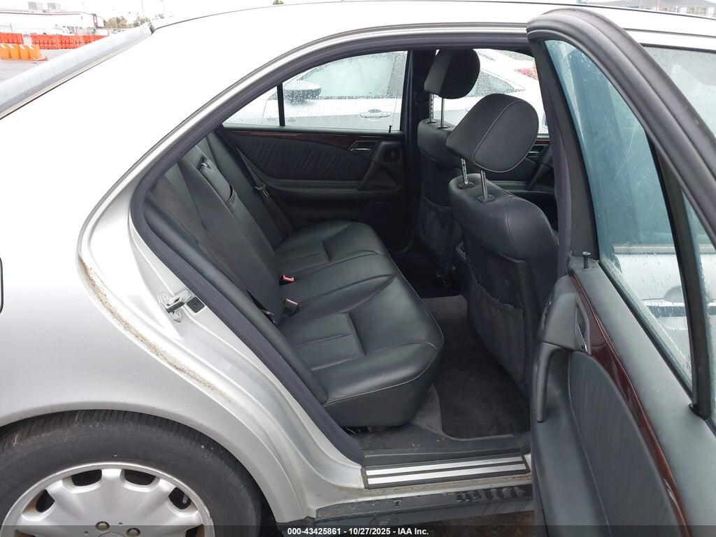 WDBJF65F4WA683664 1998 MERCEDES-BENZ E 320 photo no. 8