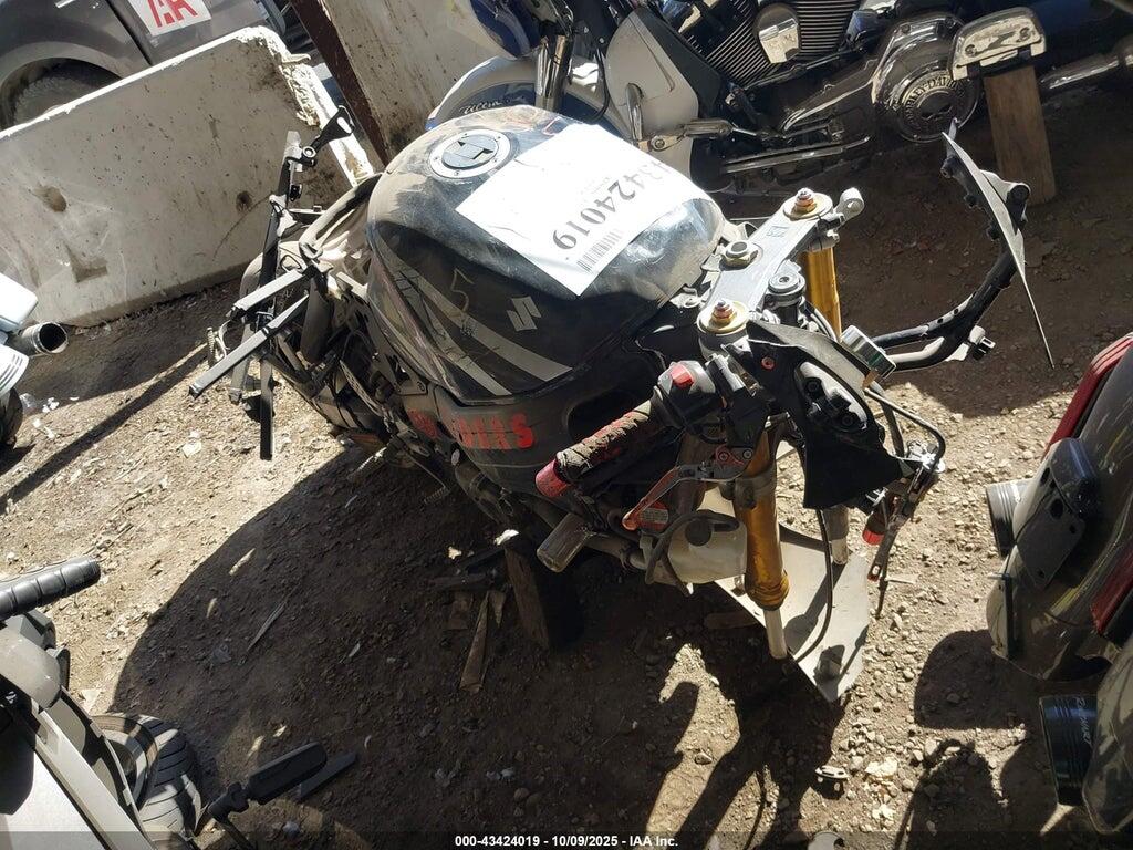 JS1GT75A742104425 2004 SUZUKI GSX-R1000 photo no. 1