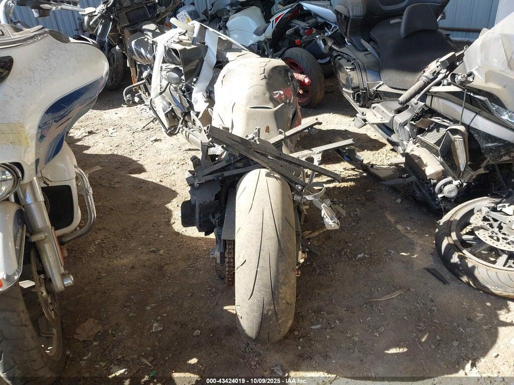 JS1GT75A742104425 2004 SUZUKI GSX-R1000 photo no. 6