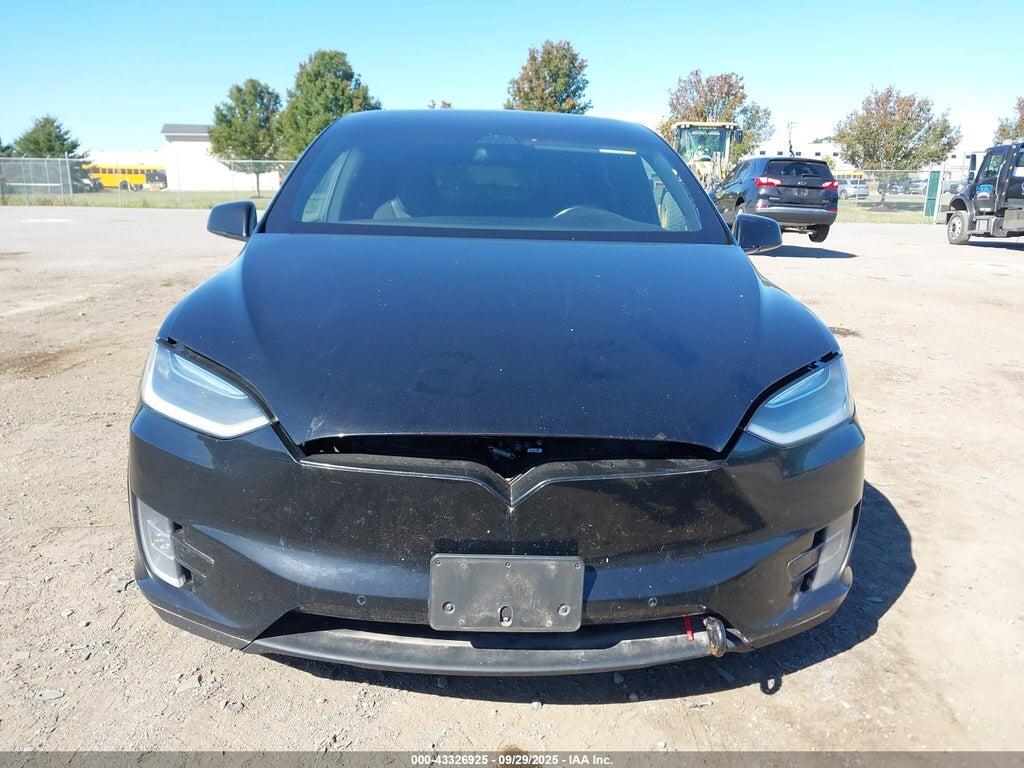 5YJXCDE24HF066149 2017 TESLA MODEL X photo no. 12