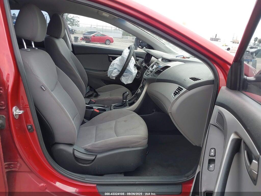 5NPDH4AE8GH725337 2016 HYUNDAI ELANTRA photo no. 5
