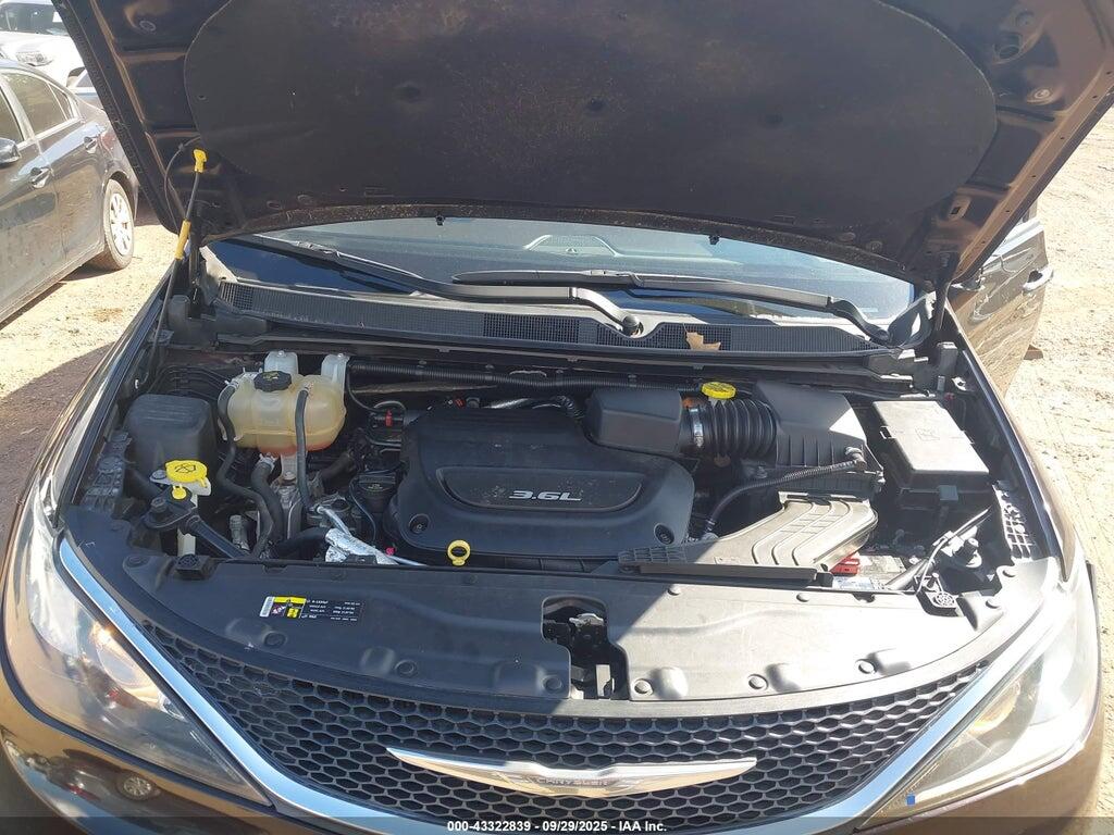 2C4RC1DG8HR704816 2017 CHRYSLER PACIFICA photo no. 10