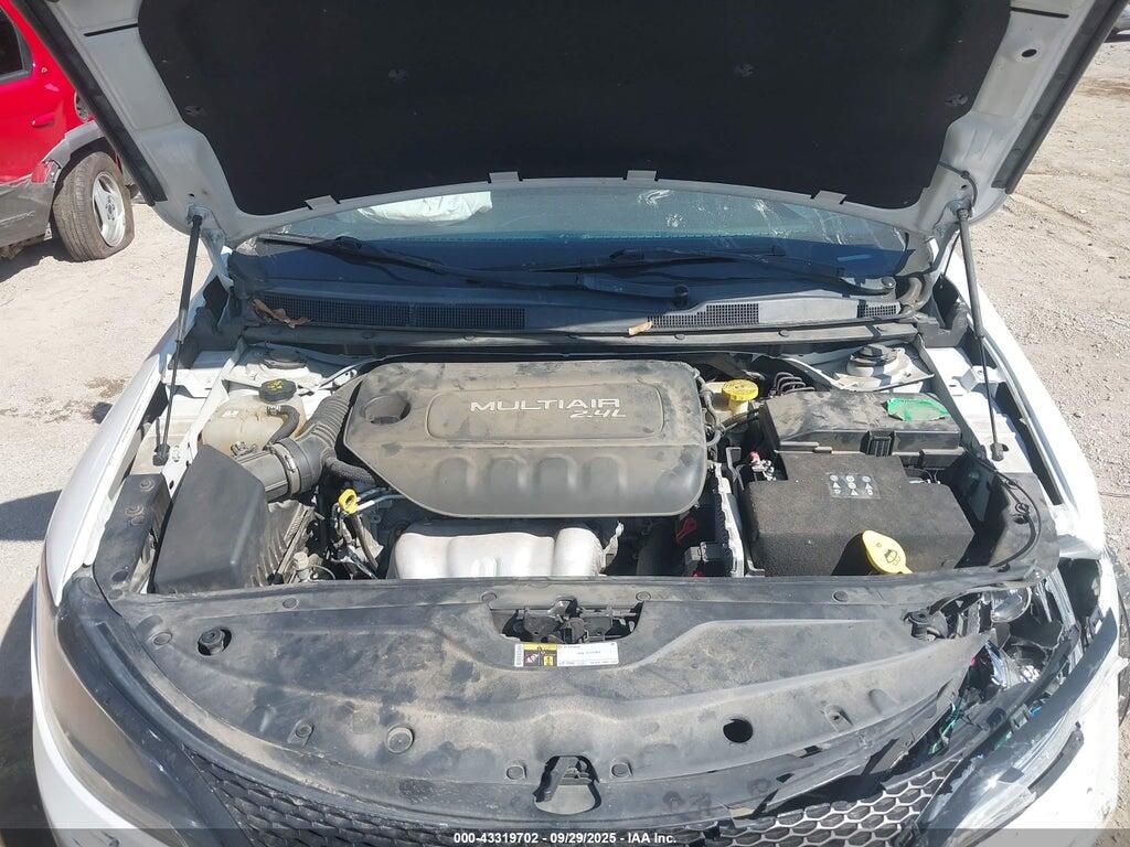 1C3CCCBB7FN614595 2015 CHRYSLER 200 photo no. 10