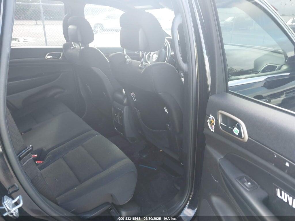 1C4RJFAG6HC727740 2017 JEEP GRAND CHEROKEE photo no. 8