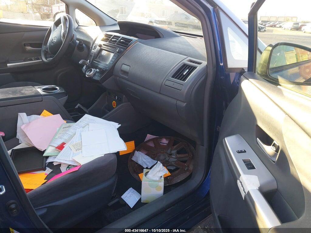 JTDZN3EUXD3225634 2013 TOYOTA PRIUS V photo no. 5