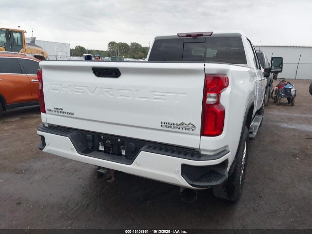 2GC4YREY5P1722883 2023 CHEVROLET SILVERADO 2500HD photo no. 4
