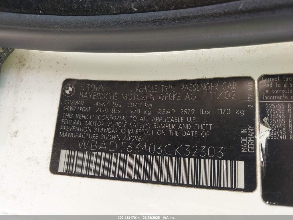 WBADT63403CK32303 2003 BMW 530IA photo no. 9