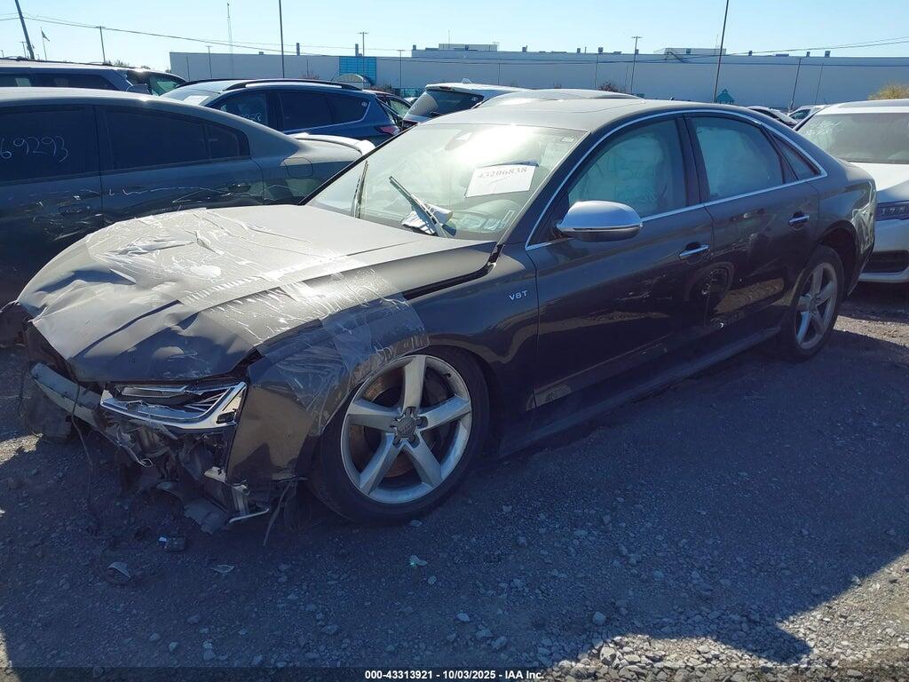 WAUK2AFD4FN010283 2015 AUDI S8 photo no. 2