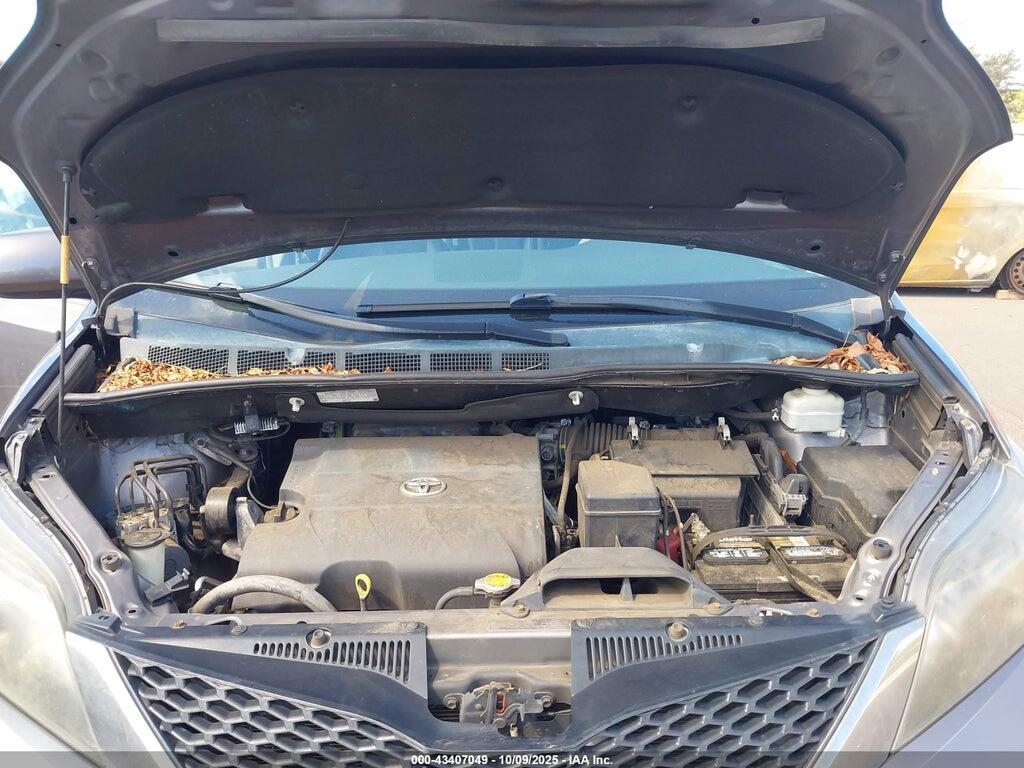 5TDXK3DC9ES464181 2014 TOYOTA SIENNA photo no. 10