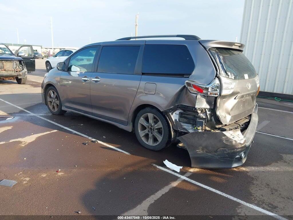 5TDXK3DC9ES464181 2014 TOYOTA SIENNA photo no. 3