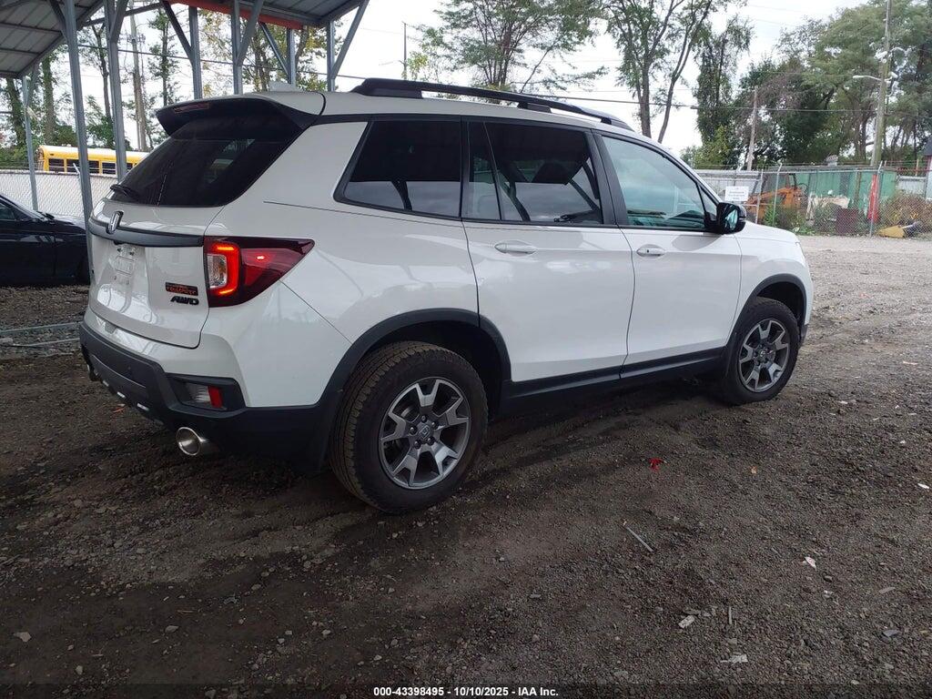 5FNYF8H68PB043229 2023 HONDA PASSPORT photo no. 4