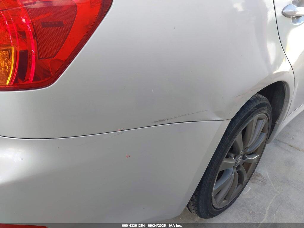 JTHCK262665007279 2006 LEXUS IS 250 photo no. 12