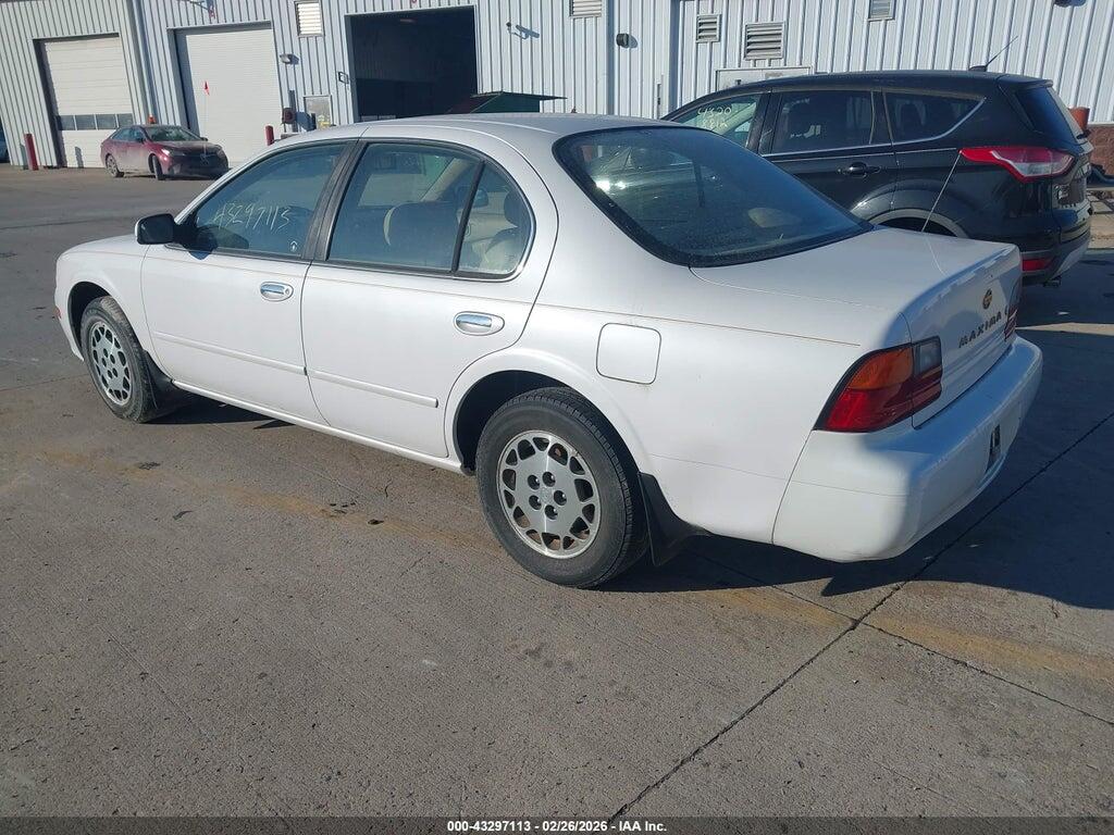 JN1CA21D2ST614124 1995 NISSAN MAXIMA photo no. 3