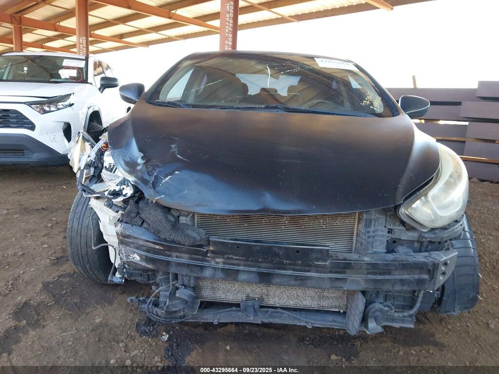 5NPDH4AE4GH759906 2016 HYUNDAI ELANTRA photo no. 12