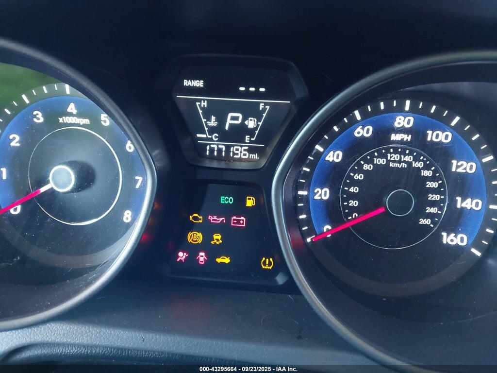 5NPDH4AE4GH759906 2016 HYUNDAI ELANTRA photo no. 7
