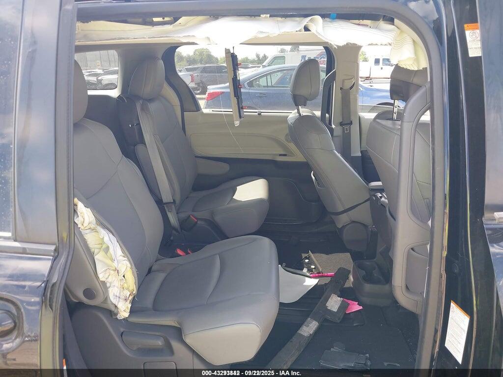 5TDYRKEC8MS030289 2021 TOYOTA SIENNA photo no. 8