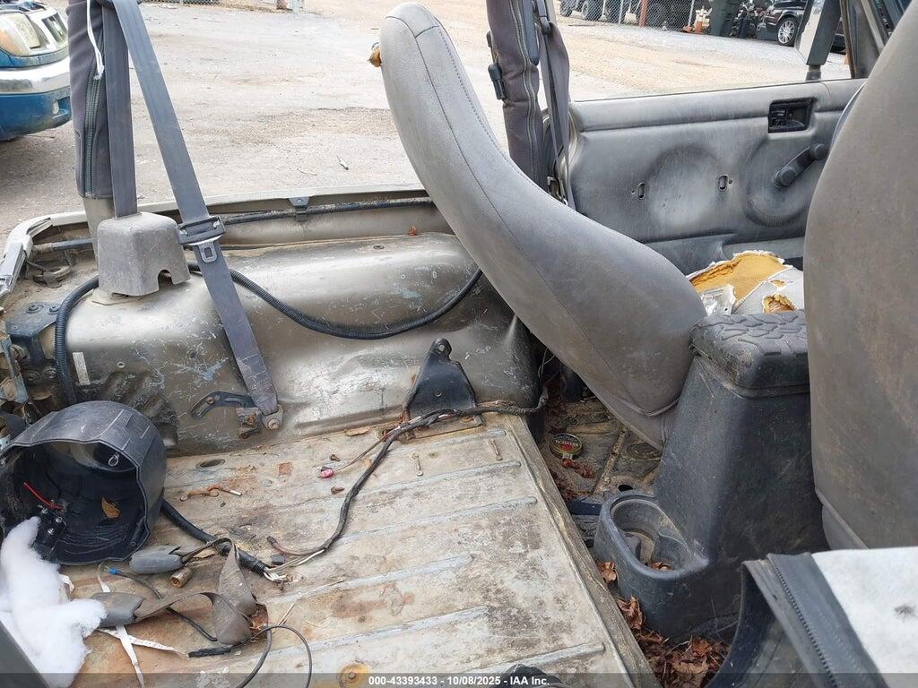1J4FA49S52P771545 2002 JEEP WRANGLER photo no. 8