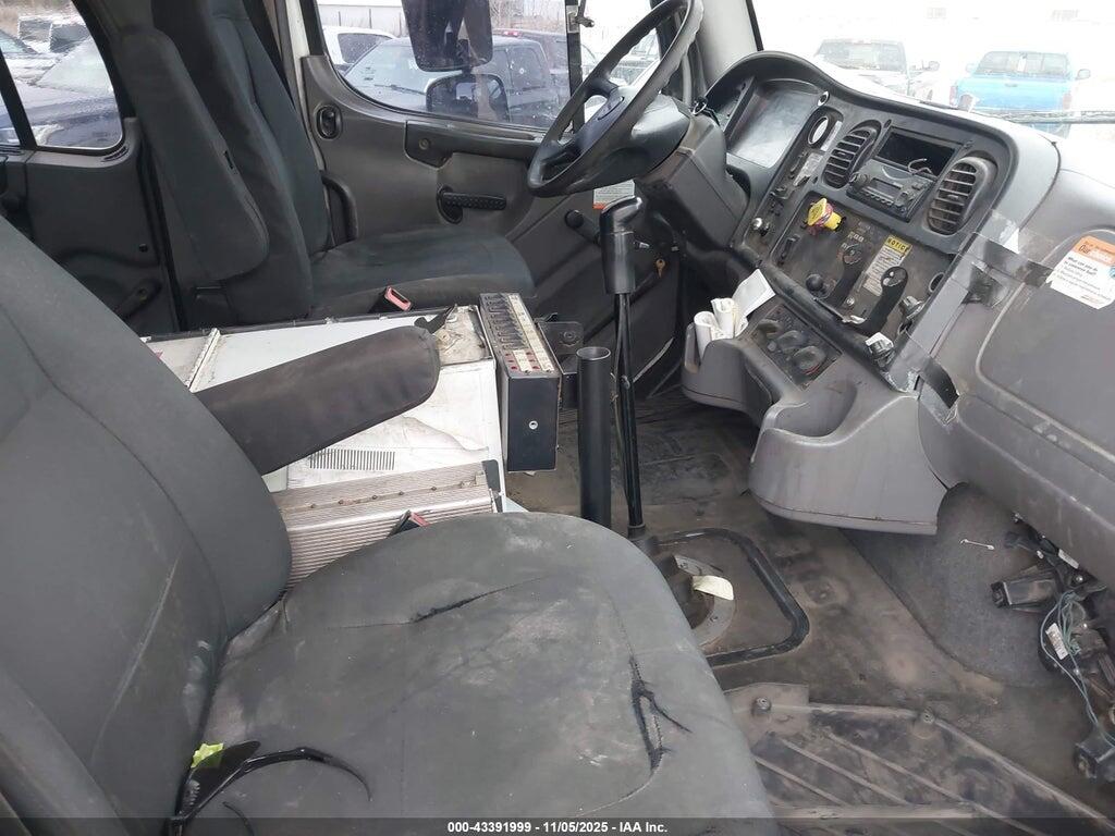 1FVHC3BSXCDBD8672 2012 FREIGHTLINER M2 photo no. 5