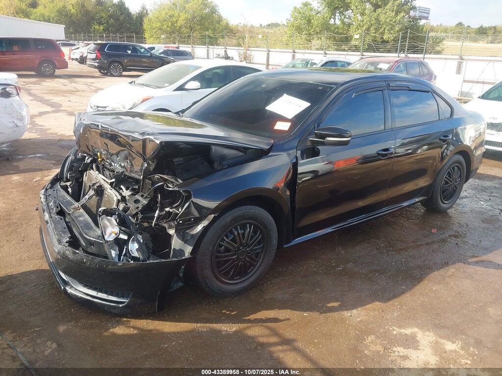 1VWAP7A35EC016778 2014 VOLKSWAGEN PASSAT photo no. 2
