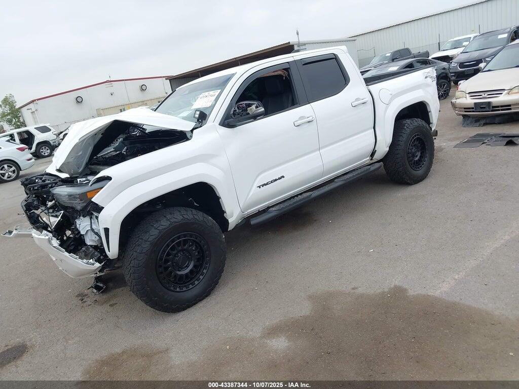 3TMLB5JN0RM057503 2024 TOYOTA TACOMA photo no. 2