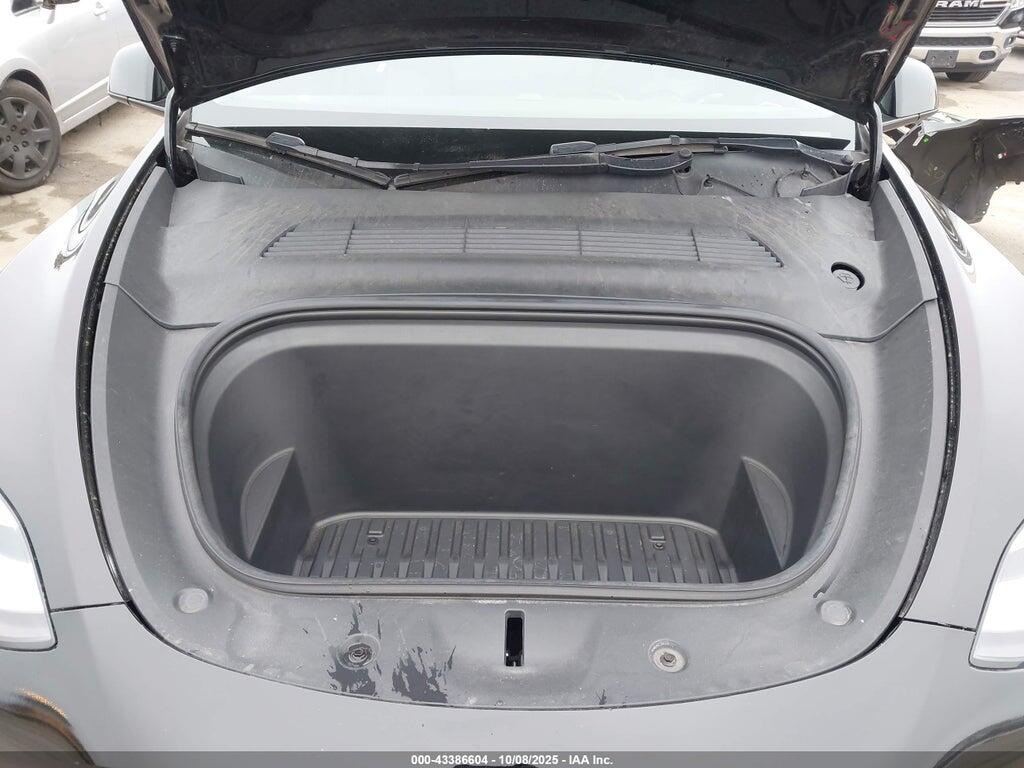 5YJYGAEE3MF194474 2021 TESLA MODEL Y photo no. 10