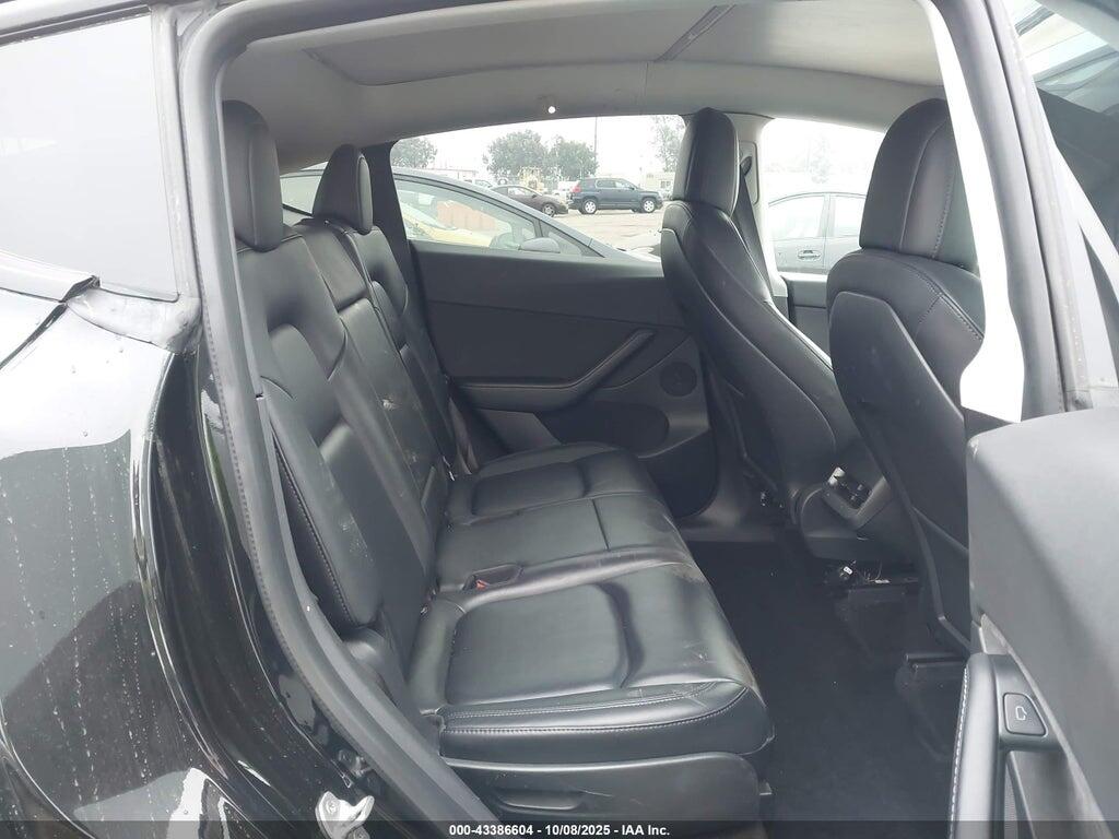 5YJYGAEE3MF194474 2021 TESLA MODEL Y photo no. 8