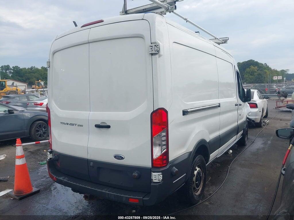 1FTYR2CM1HKB25222 2017 FORD TRANSIT-250 photo no. 4
