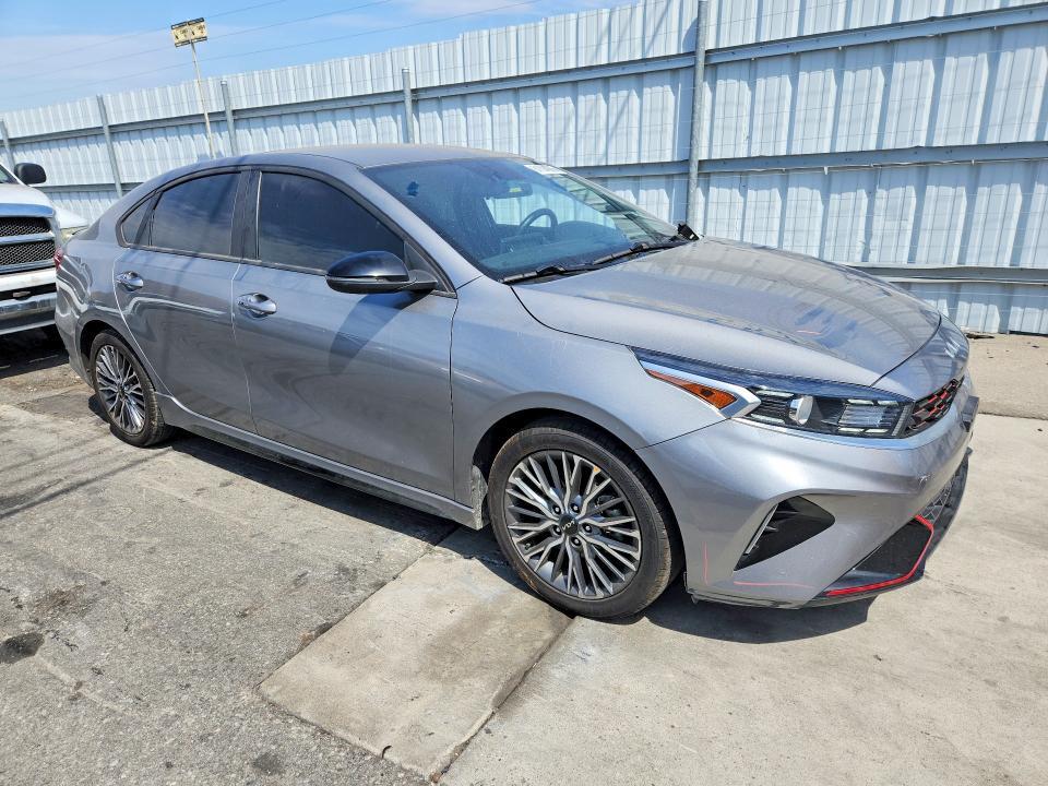 2022 KIA FORTE GT LINE — Фото 4 из 12