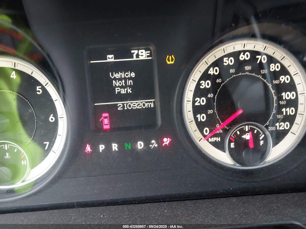 1C6RR7FT4DS566557 2013 RAM 1500 photo no. 7