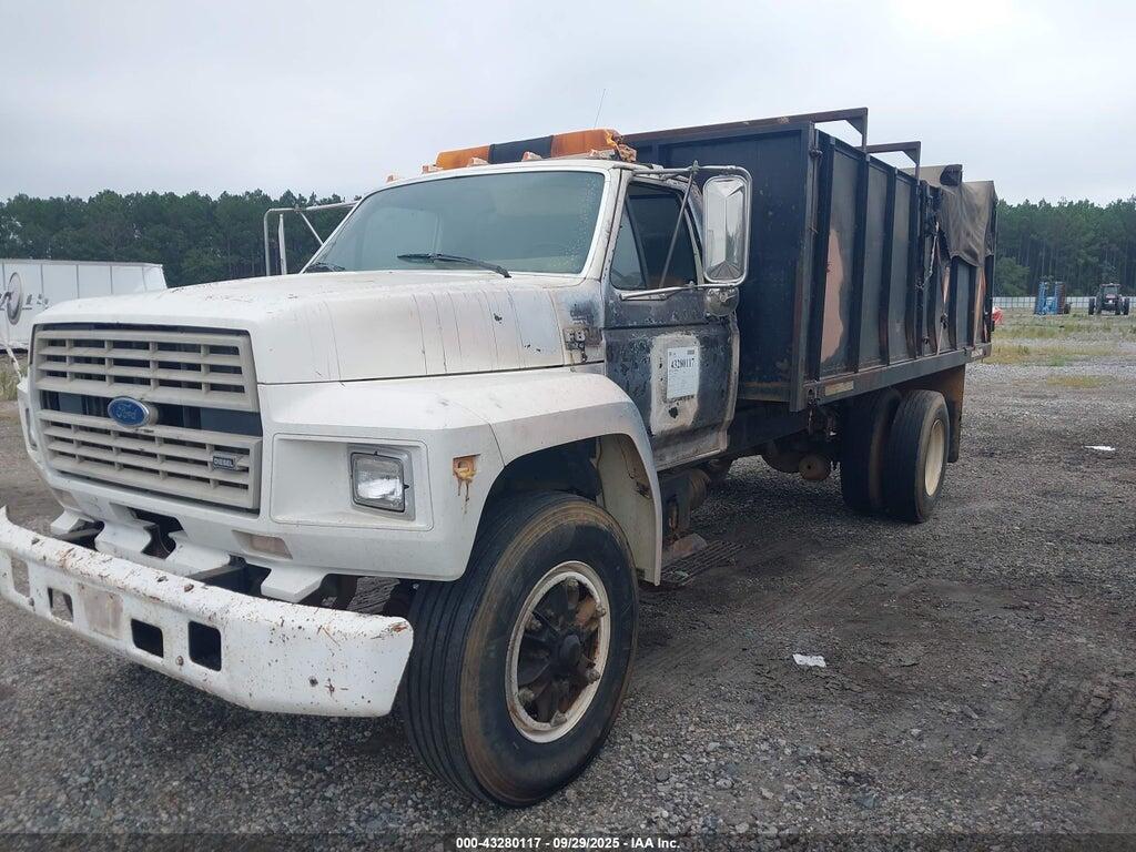 1FDXK84A0JVA24079 1988 FORD F800 photo no. 2