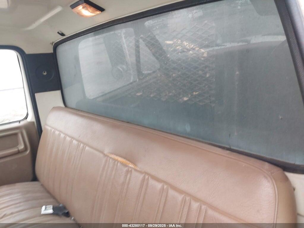 1FDXK84A0JVA24079 1988 FORD F800 photo no. 7
