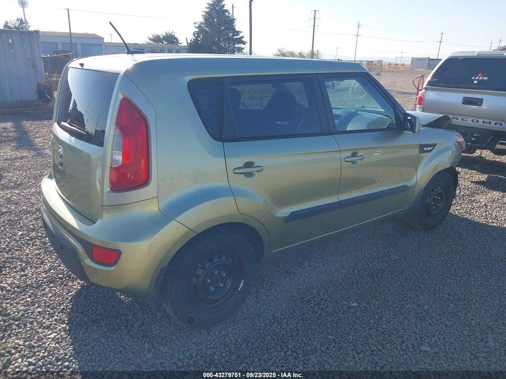 KNDJT2A56D7618406 2013 KIA SOUL photo no. 4
