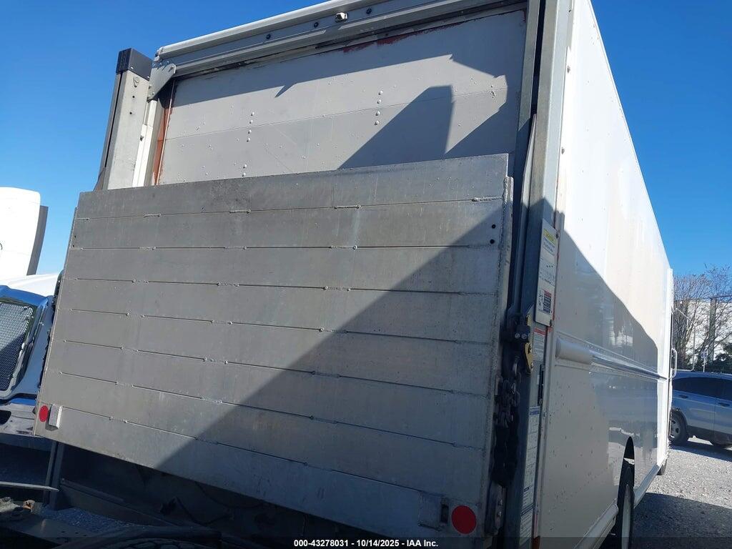 1F66F5KY5J0A11038 2018 FORD F-59 COMMERCIAL STRIPPED photo no. 8