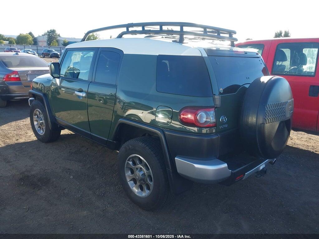 JTEBU4BF1DK162909 2013 TOYOTA FJ CRUISER photo no. 3