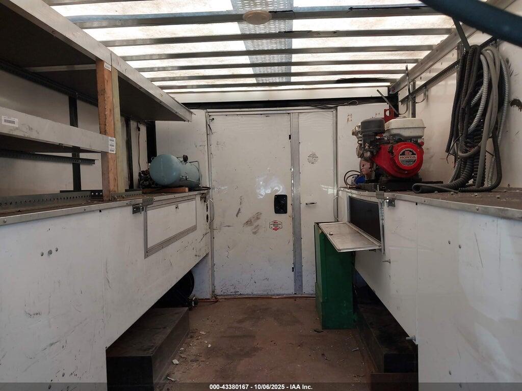 1FDWE3F64HDC66923 2017 FORD E-350 CUTAWAY photo no. 7