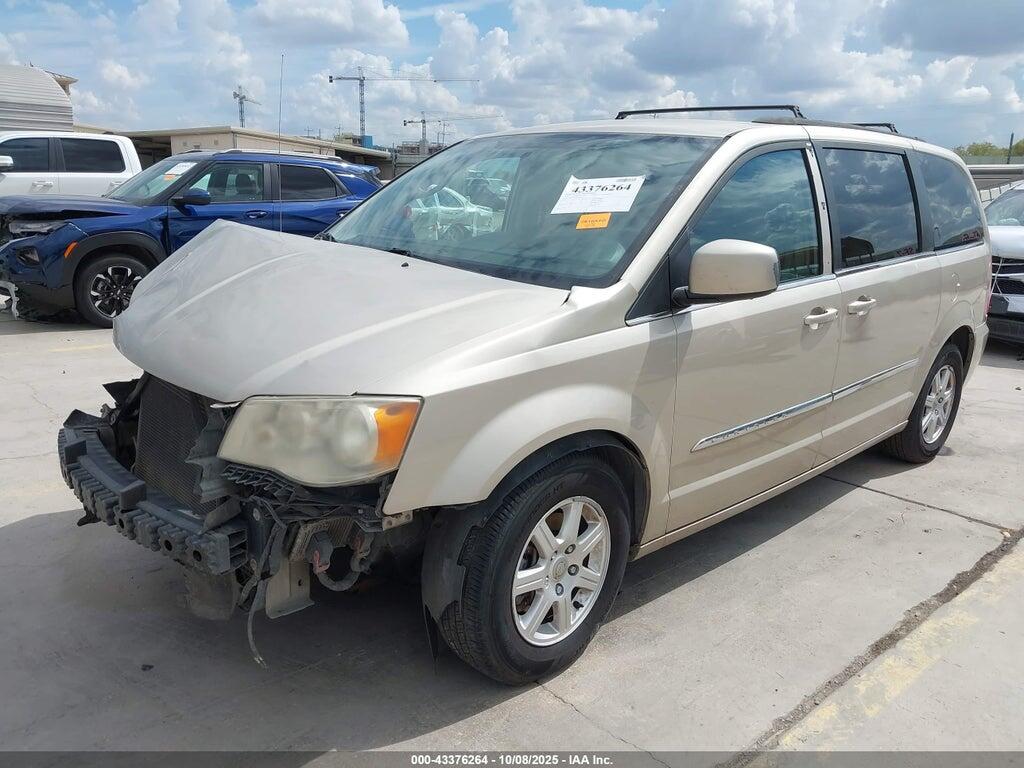 2C4RC1BG7DR519430 2013 CHRYSLER TOWN & COUNTRY photo no. 2