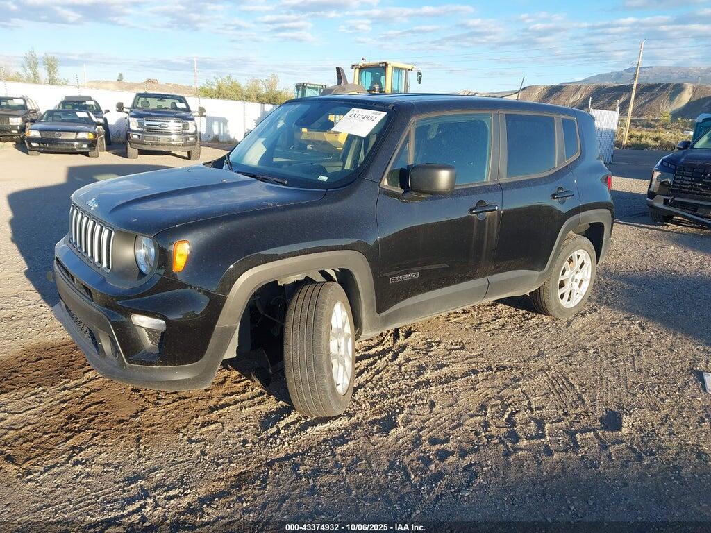 ZACNJDB13PPP72526 2023 JEEP RENEGADE photo no. 2