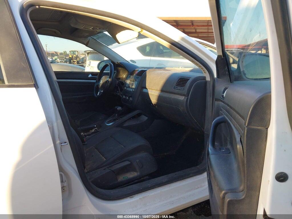 3VWRZ7AJ8AM077806 2010 VOLKSWAGEN JETTA photo no. 5