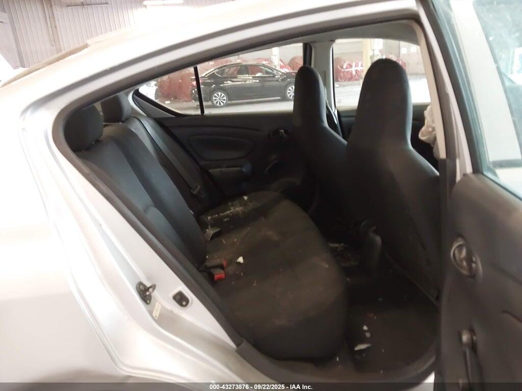 3N1CN7AP6GL831859 2016 NISSAN VERSA photo no. 8