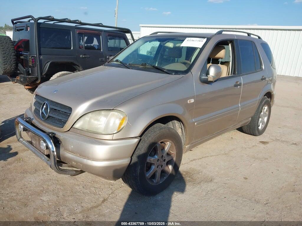 4JGAB72E21A260651 2001 MERCEDES-BENZ ML 430 photo no. 2