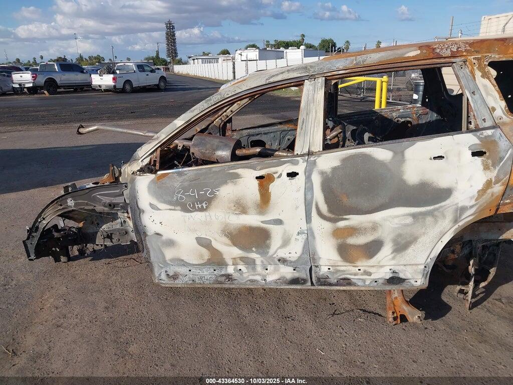 2HKRW1H82HH503002 2017 HONDA CR-V photo no. 6