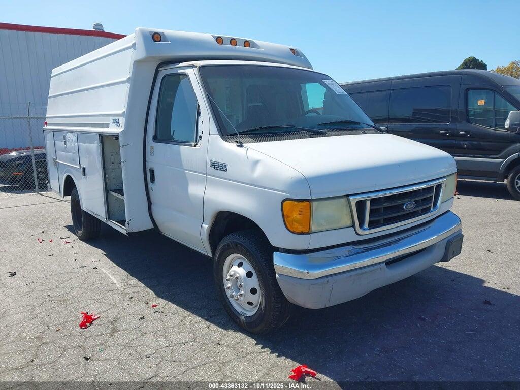 1FDWE35L83HB28701 2003 FORD E-350 CUTAWAY photo no. 1